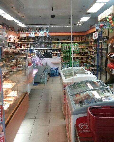 Nawiążę współpracę/kontakt z inwestorem skupującym nieruchomości komercyjne