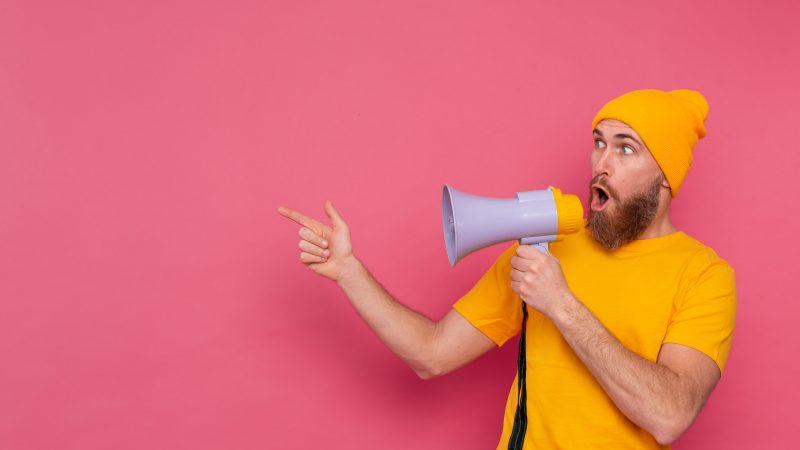 Jak napisać ofertę swojej firmy? Co powinna zawierać oferta sprzedażowa, żeby zachęcić potencjalnych klientów do zakupów w 12 krokach