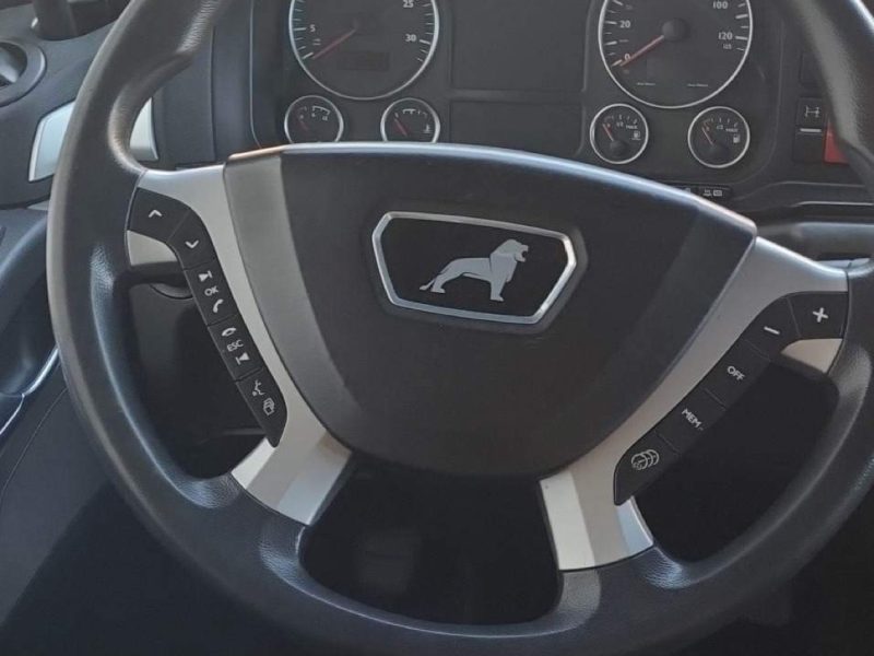 Sprzedam samochód ciężarowy MAN TGX 26.400